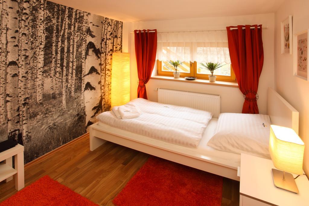 Rebel House Apartment